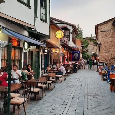 Callisto Pub & Kitchen & Antalya