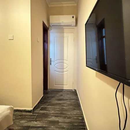 Callisto Pub & Kitchen & *