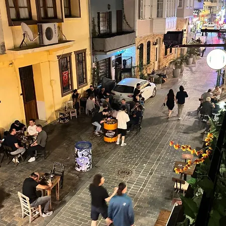 Callisto Pub & Kitchen & Otel *