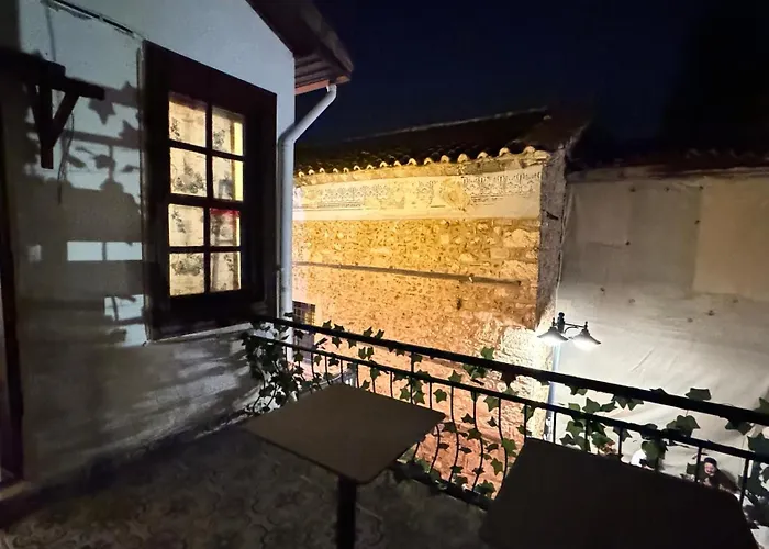 Hotel Callisto Pub & Kitchen &