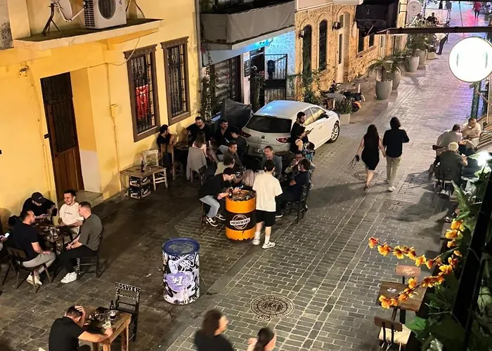 Callisto Pub & Kitchen & Otel *