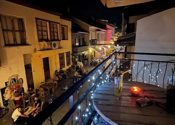 Hotel Callisto Pub & Kitchen &
