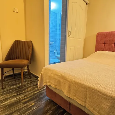 Callisto Pub & Kitchen &