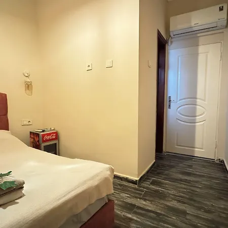 Callisto Pub & Kitchen & Hotel Antalia