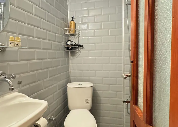 Callisto Pub & Kitchen & Отель Анталья